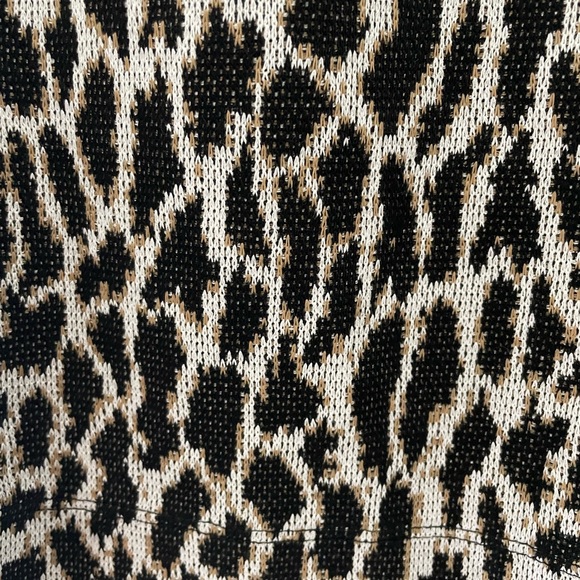 NWT Loft Cheetah Print Mock Turtleneck Top / XS / Great Condition—New - Picture 7 of 7